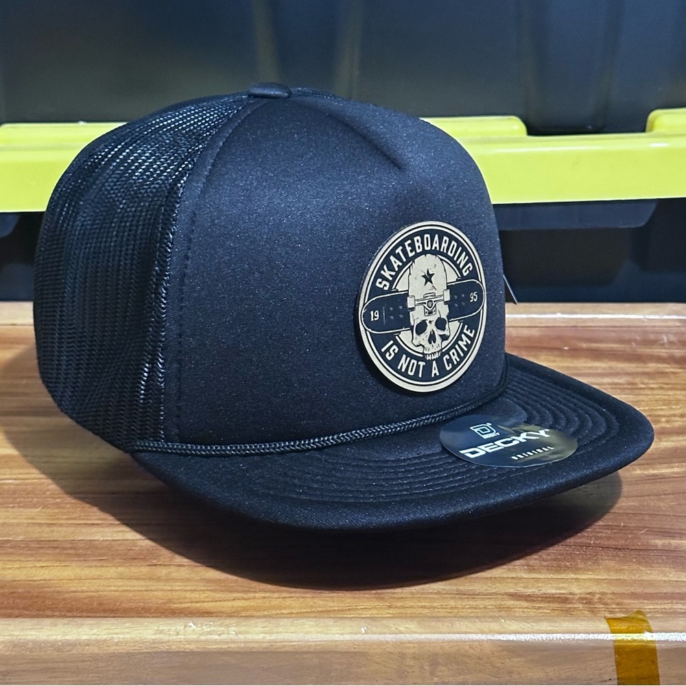 SKATEBOARDING Style Decky foam Trucker Hat Leather Patch